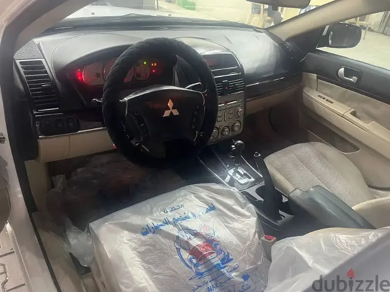 Mitsubishi Galant 2010